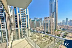 1 Bedroom | 2 bath | Closed Kitchen