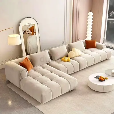 Elegant Modern Sofa Set with Plush Cushions