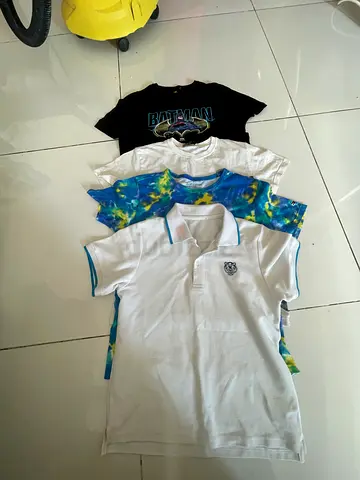 Selling Tommy Hilfiger t shirt and Batman full bag