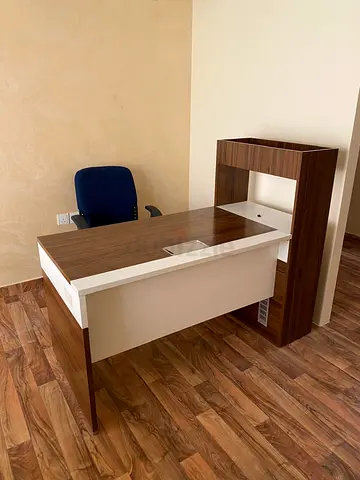 Modern Office Desk with Storage