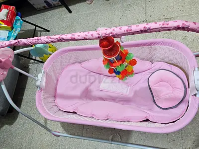 Removable Electronic Cozy Pink Baby Cradle
