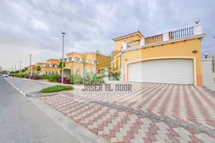 Large Landscaped Plot | Close to Lake and Mosque