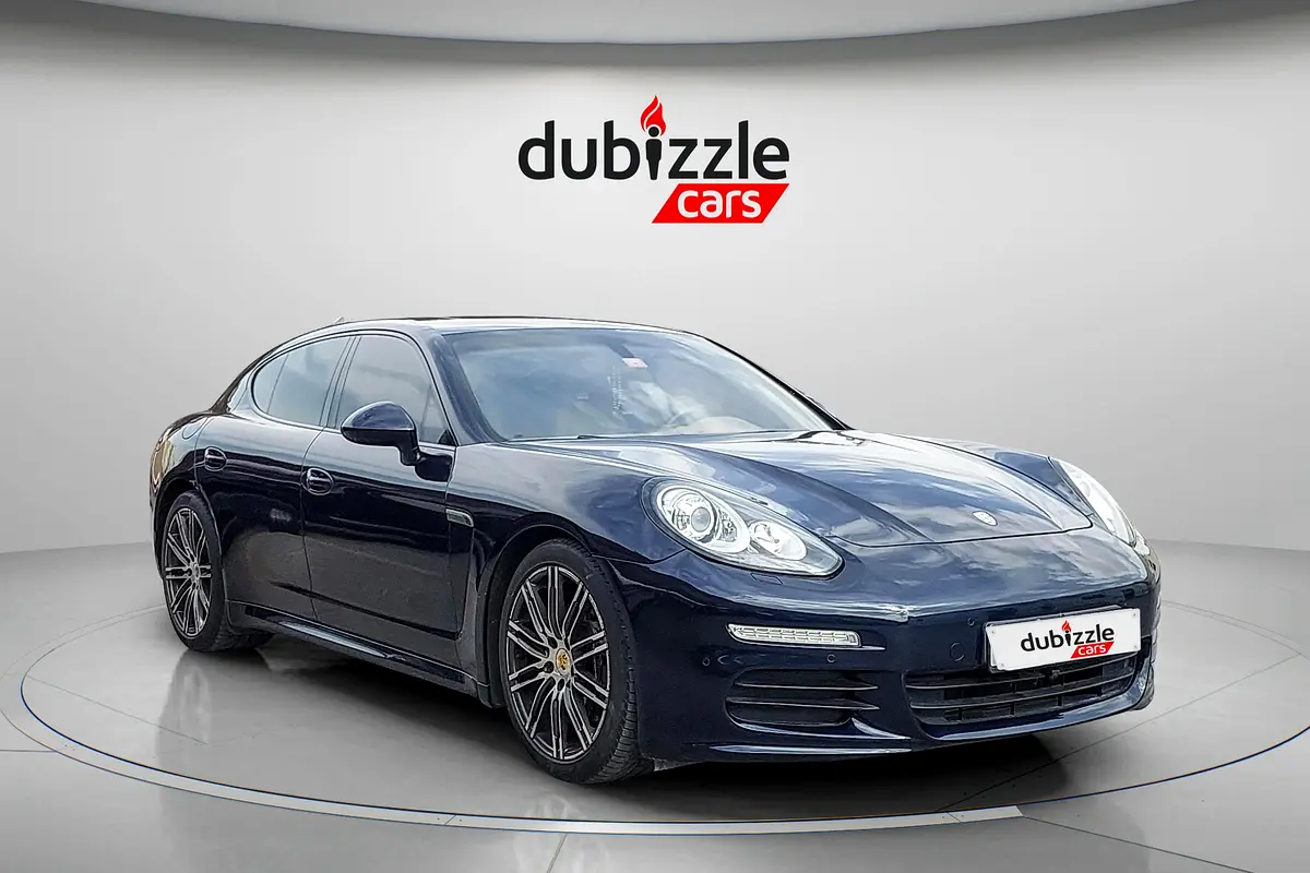 Porsche Panamera 2016 — photo 1 of 16