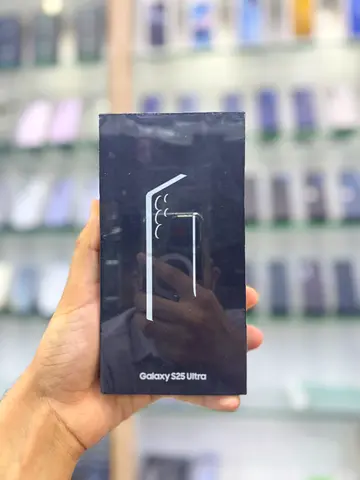 Samsung Galaxy S25 Ultra 512GB Box Packed