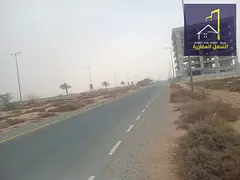 Land for sale in the Telal Ali area, on a main road, excellent location.
