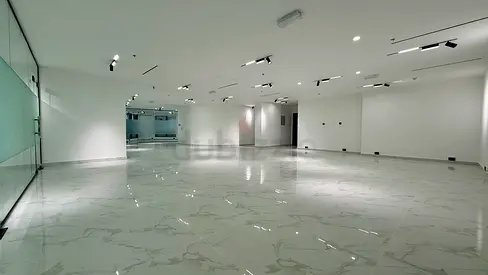 DIRECT FROM OWNER / Regal Tower, Business Bay – Vacant Office for Rent