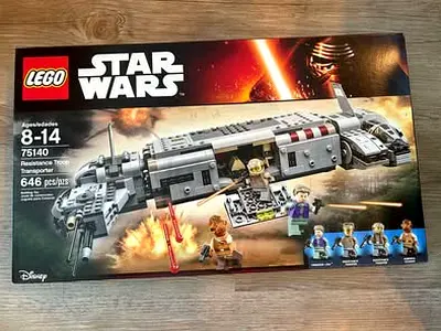 FLASH SALE BRAND NEW RARE LEGO 75140 STAR WARS RESISTANCE TROOP TRANSPORTER