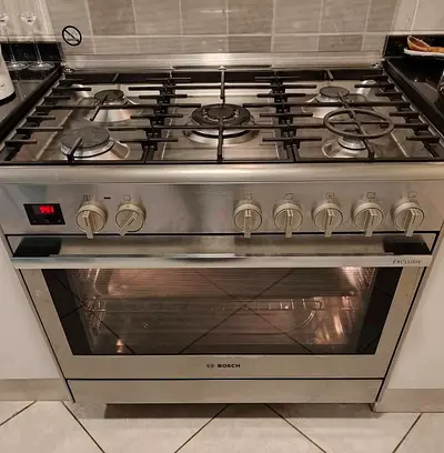 Bosch series 8 Top Gas oven Electric cooker 90 by 60cm