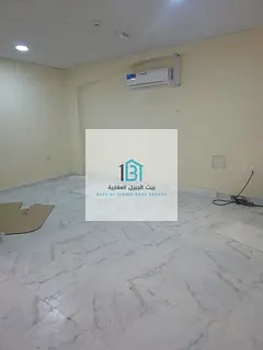 Premium Warehouse in Al Saja Industrial Area, Sharjah - Freehold for Arabs, 99-year lease for foreig