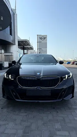 صورة مصغرة 2 لـ 2026 BMW 5-SERIES