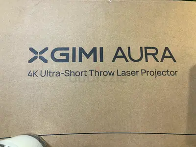 XGMI Aura short throw 4k projector