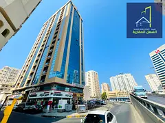 Building for sale on the main street, prime location, with a return of over 10%, for investors only.