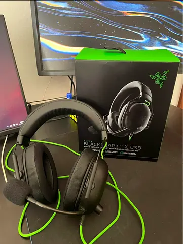 Razer Black Shark V2 Gaming Headset USB