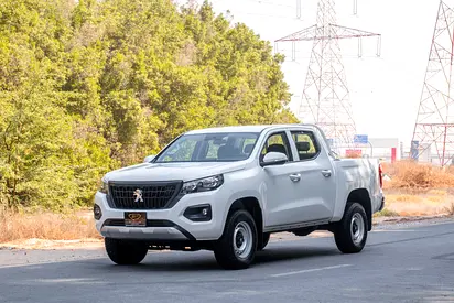 Brand New | Landtrek | Double Cabin 4X2 Manual | Diesel | GCC Specs | Ref#P16374