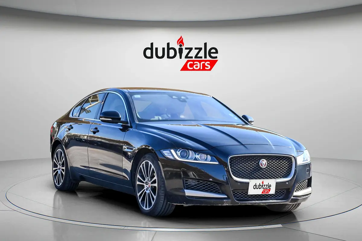 Jaguar XF 2020 — photo 1 of 17