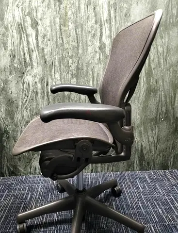 Herman Miller Aeron Chair Size B Fully Loaded Posture Fit