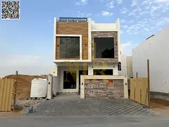 Villa directly from the owner, personal finishing, on a main street, close to all services, freehold