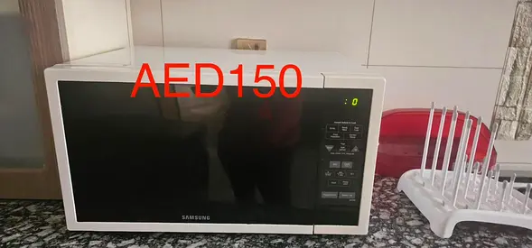 Samsung Microwave for Sale - Excellent Condition!