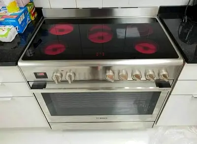 Bosch series 8 Electric cooker 90 by 60cm Latest model