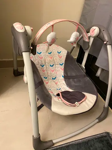 Juniors glide baby swing