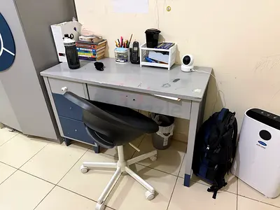 Modern Study Table
