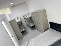 Neat  Clean Executive Bed Space for Bachelors.