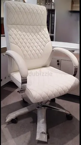 Executive leather revolving chair heavy-duty