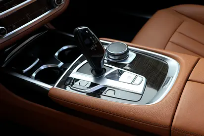 2019 BMW 7-SERIES — миниатюра 15