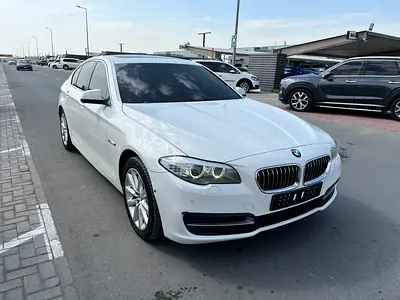 BMW 528i