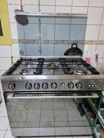 Gas cooking Range for Sale