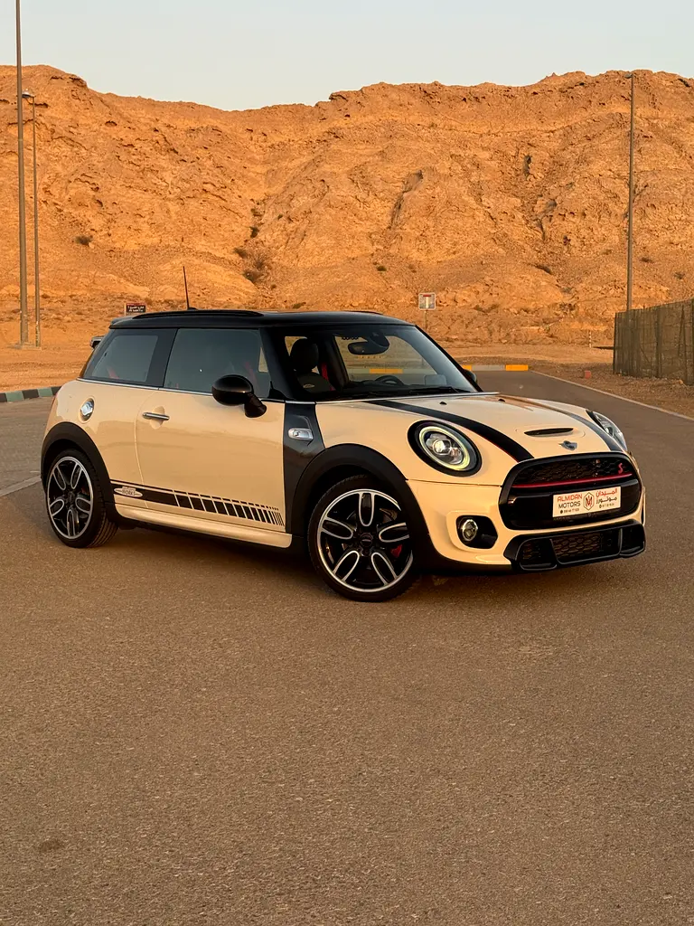 MINI Cooper 2020 — photo 1 of 19