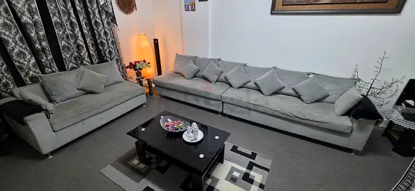 7 seater sofa with table