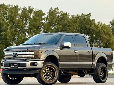 Ford F150 -2018  American specs, top of the line, in excellent condition.