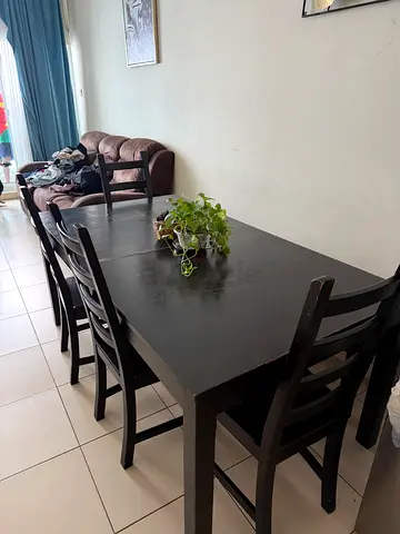 Stylish Black Dining Table with Chairs