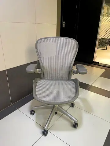 Herman Miller Size C Gray Aeron Classic Chair fully loaded