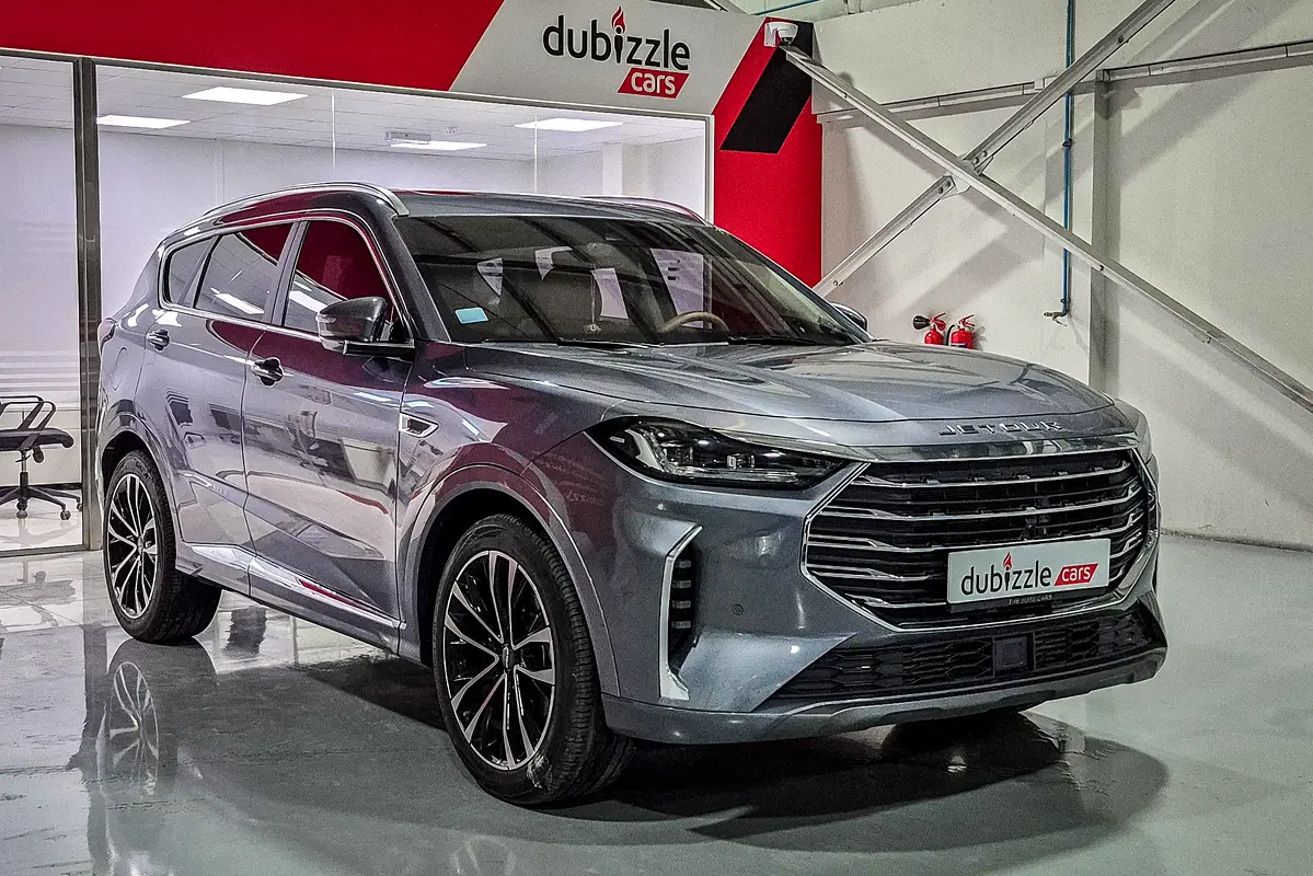 Jetour X70 Plus 2025 — photo 1 of 15
