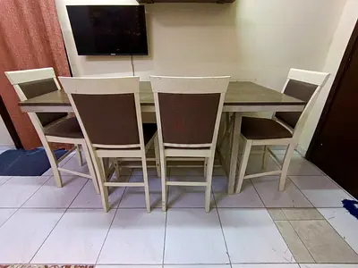 Dining Table with 4 chairs - 200 dhs only