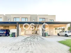 UPGRADED | SINGLE ROW | READY TO MOVE IN
