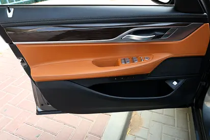 2019 BMW 7-SERIES — миниатюра 8