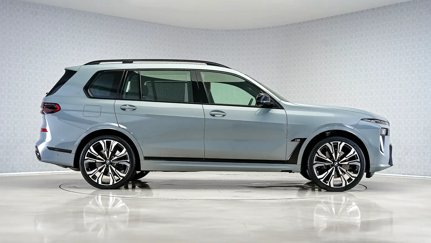 BMW X7 2023