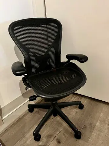 Herman Miller Size C Aeron Classic Chair fully loaded