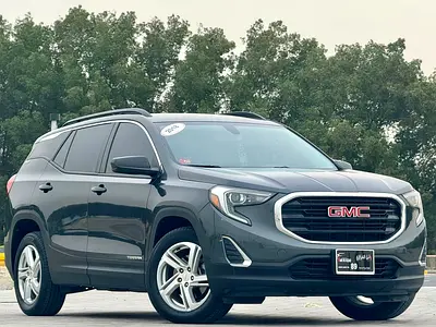 GMC Terrain, 2018 GCC specs, absolutely accident-free, requires no maintenance.