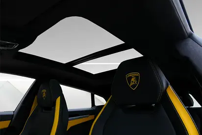 صورة مصغرة 10 لـ 2025 Lamborghini URUS