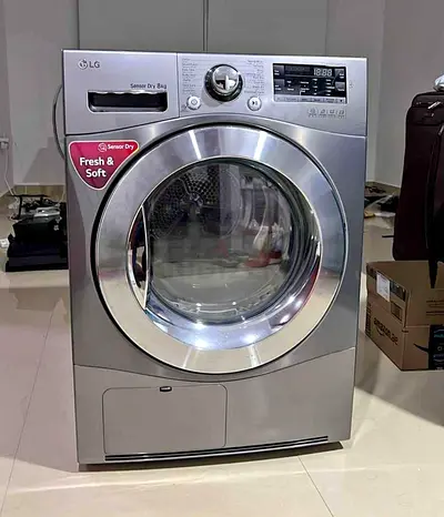 LG 8kg dryer in excellent condition sensor dryer