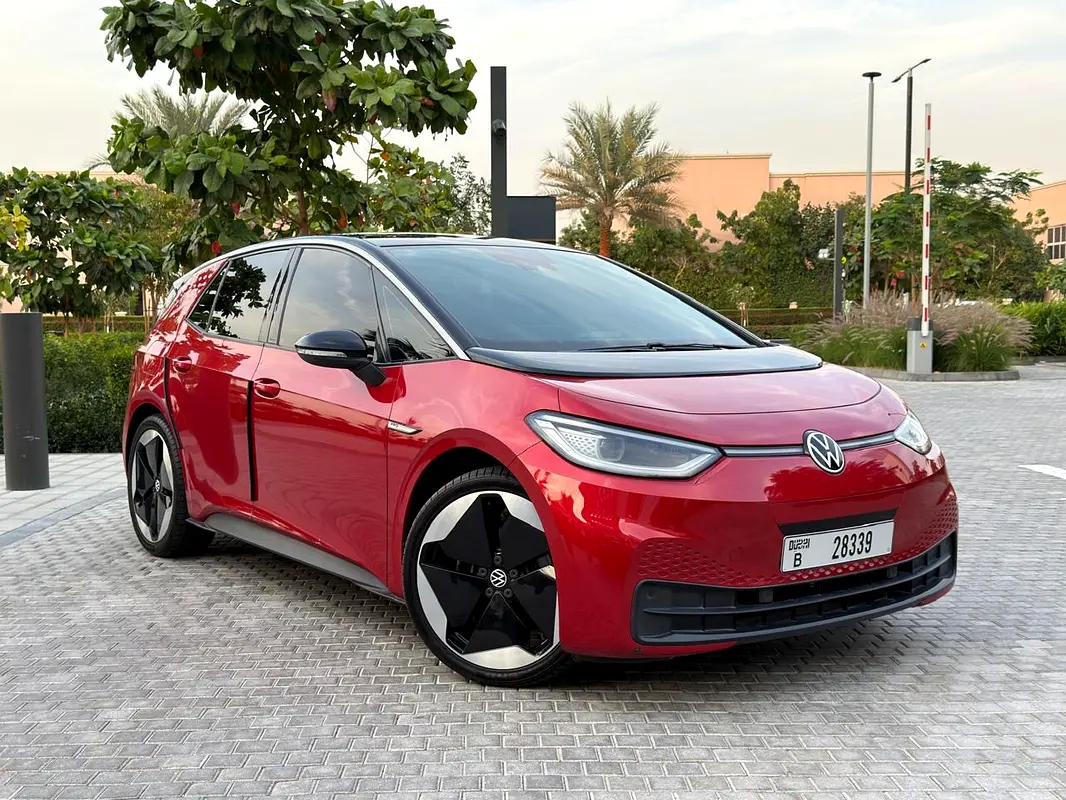 Volkswagen ID.3 2022 — photo 1 of 15