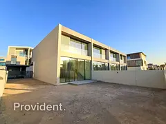 Large Plot | Corner Unit | Multiple Options