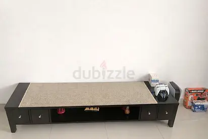 TV STAND (IKEA)