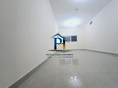 MODERN &amp; SPACIOUS LUXIOURES 1 BHK APT AVAILABLE ((GAS FREE ))ON PRIME LOCATION