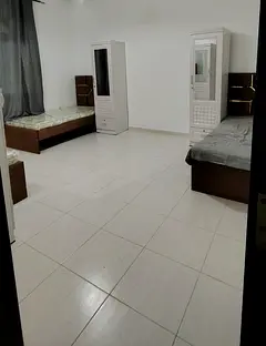 Executive Ladies Bed Space for Kerala / Tamilnadu 
AED 700