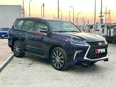 LEXUS LX570 Signature 2020 Gcc Low km